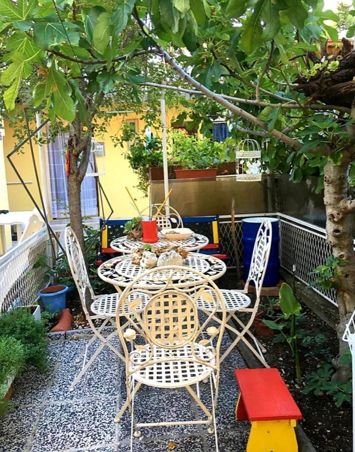 Yellow, Red & Blue Apartment Spalato Esterno foto